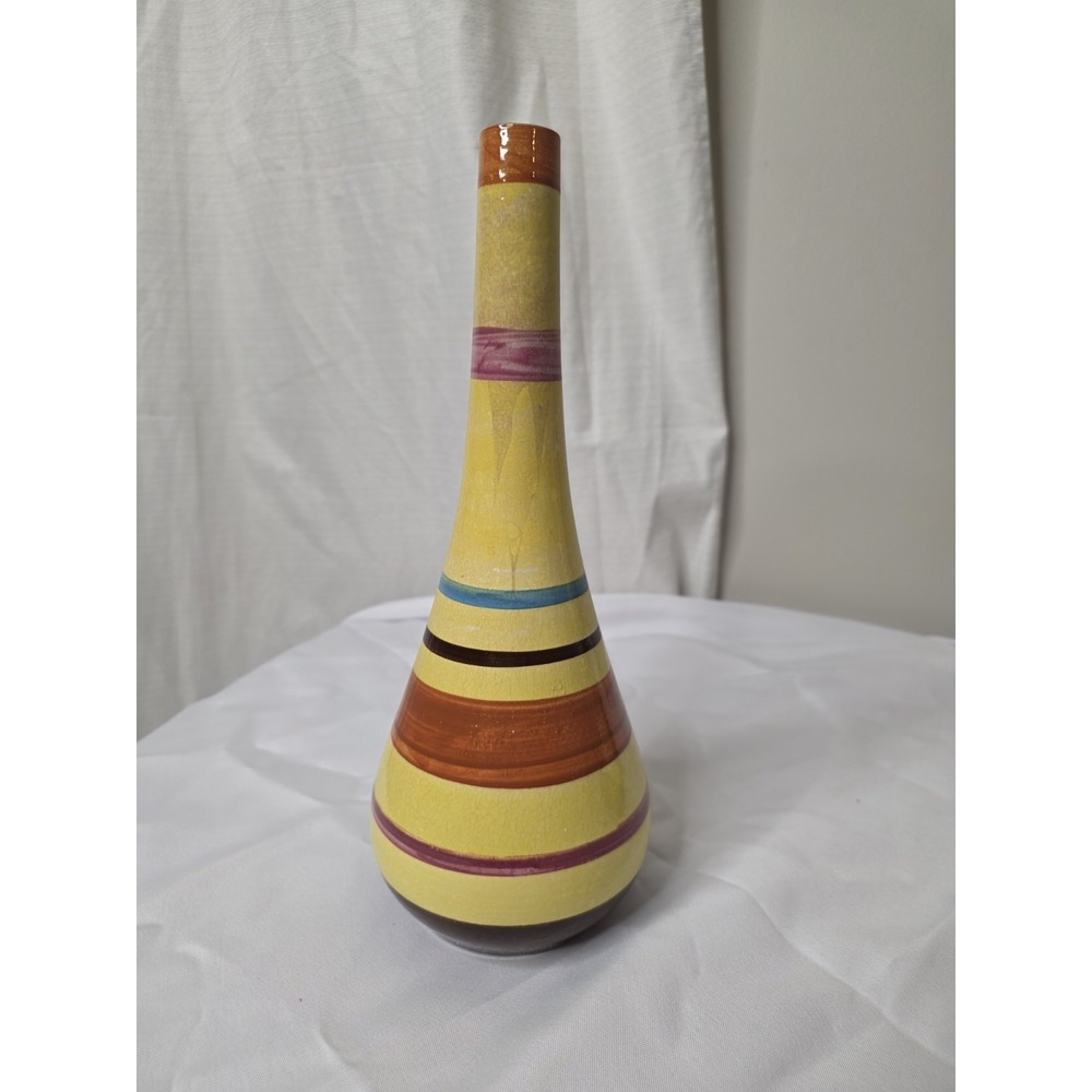 VINTAGE HAND PAINTED BY SECIA VASE MADE IN PORTUGAL